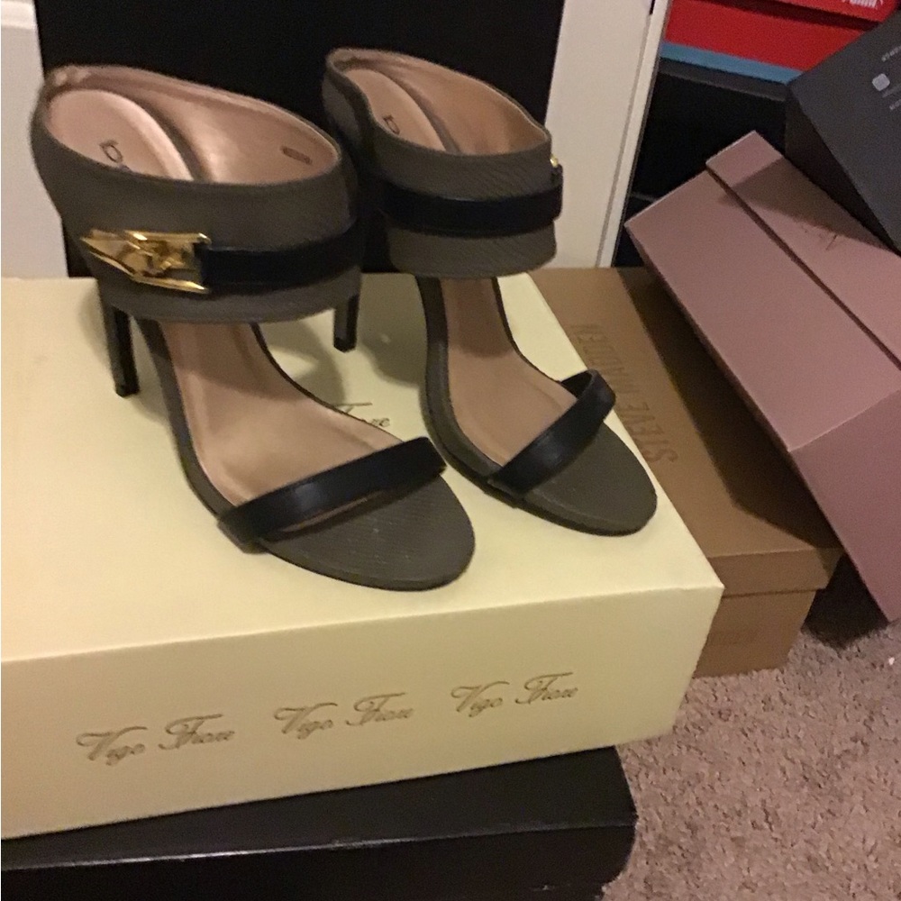 BeBe Black Army green and Gold Heels